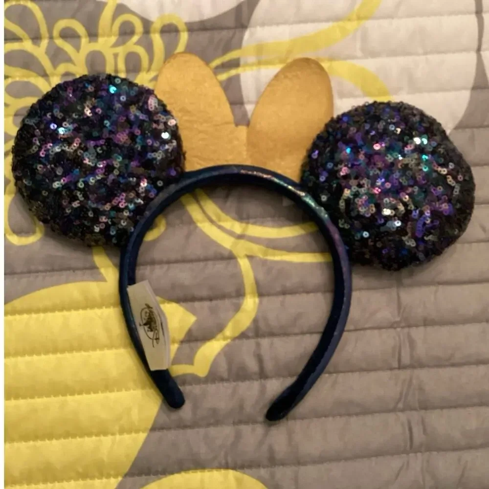 NWOT Walt Disney World 50th Anniversary Gold Jeweled Minnie Mouse Ears Headband